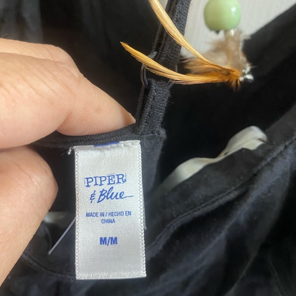 Flirty Ruffle Tank - Picture 4 of 5